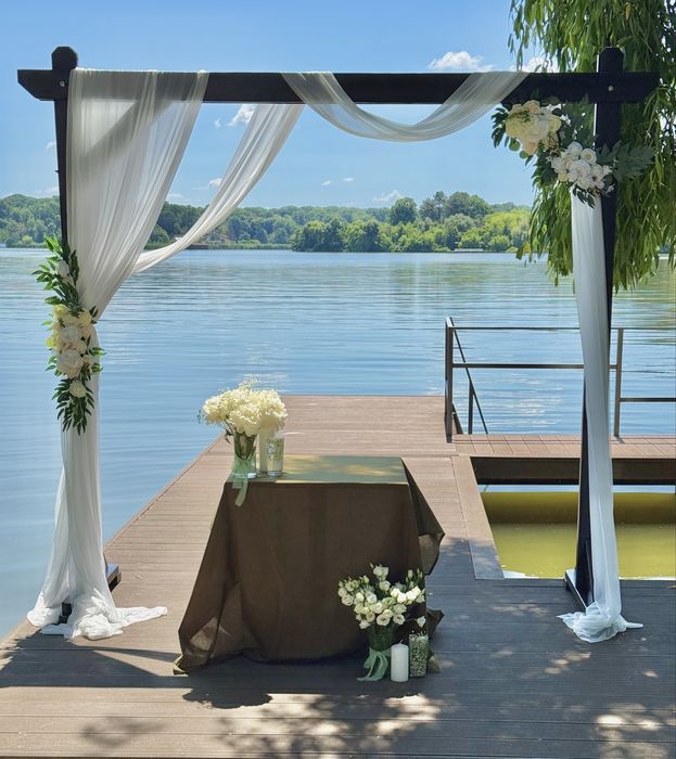 Inchiriez corturi evenimente & accesorii