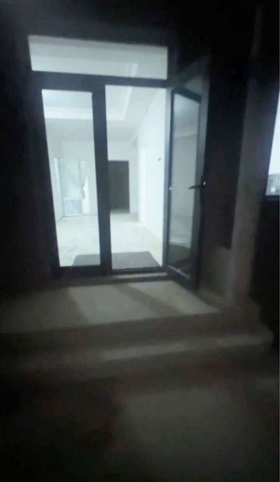 Uchaska xovli sotiladi Nazarbekda 2 sotix 6 xonali 80 % bitkan uy