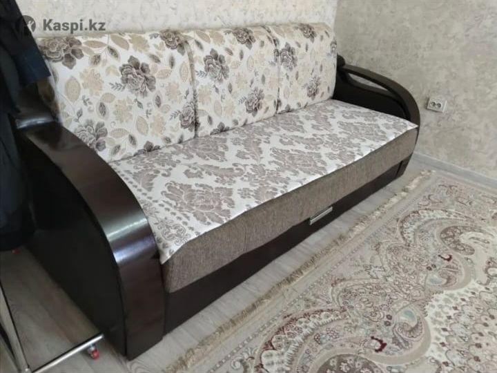 Продам мощный диван