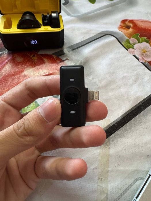 Mikrofon J6  Wireless Lavalier Microphone