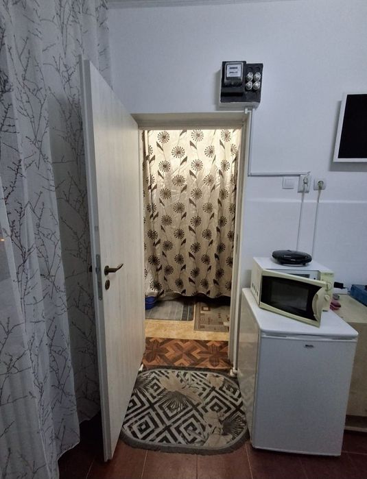 Inchiriez garsoniera zona Far-Billa(Supeco)