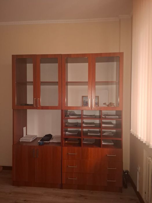 Продам столофисынй  с приставкой и шкафом
