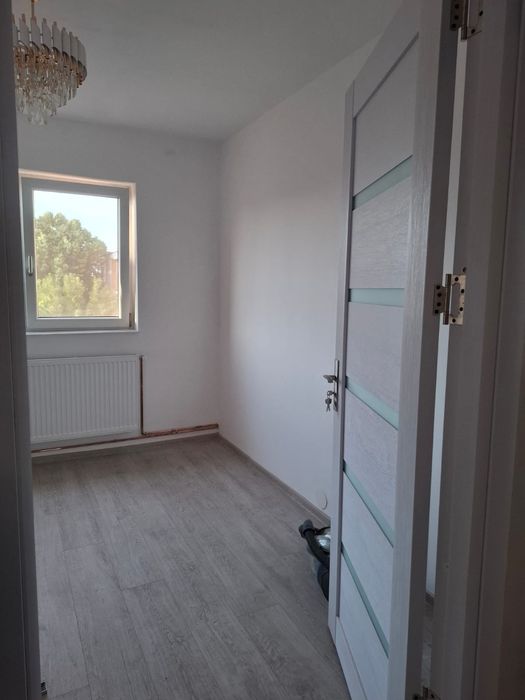 Proprietar vând apartament 3 camere decomandat