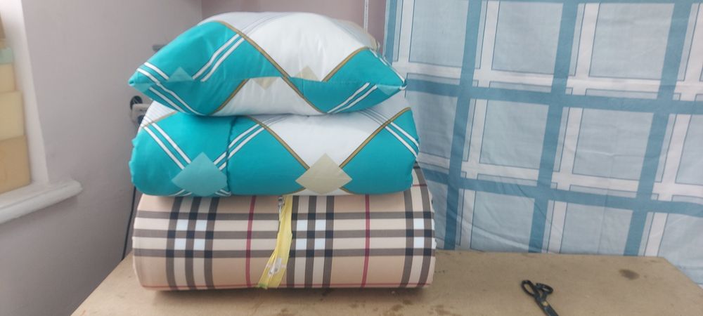 Постельное белье. Матрас. Подушка.