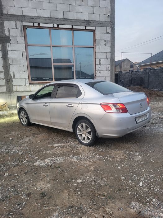 Peugeot 301 полная комплектация