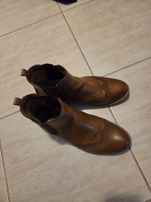 Botine din piele naturala
