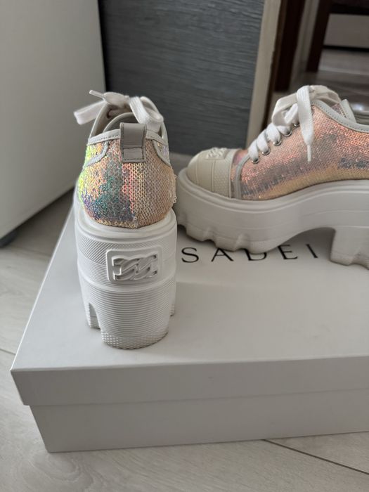 Обувки Casadei, Paris Texas