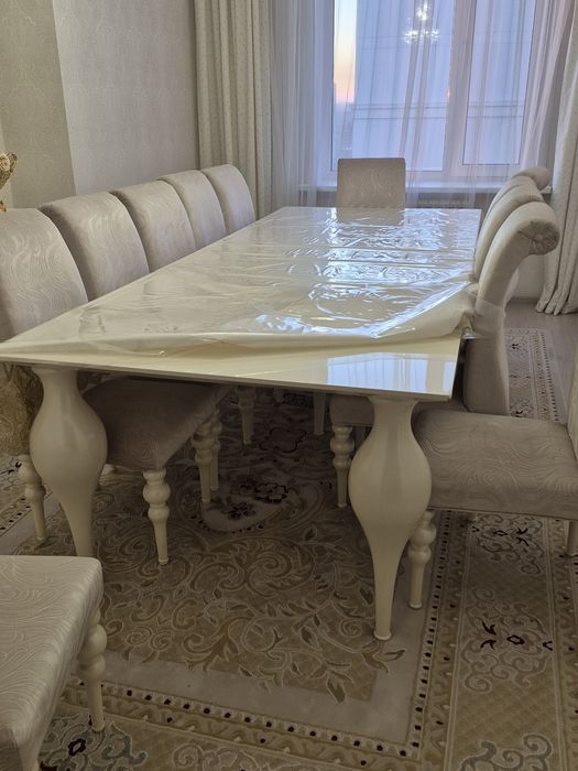 стол,стулья гостевые. б/у