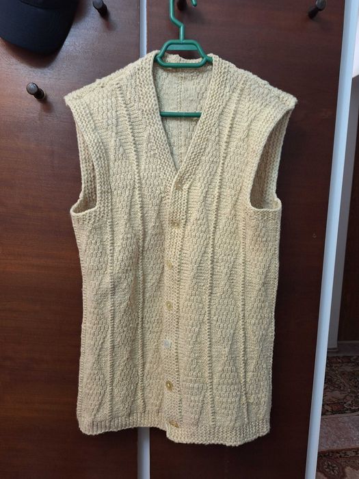 Vand vesta -ilic din lana de dama
