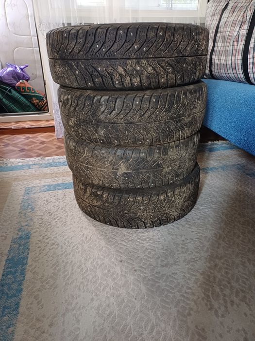 Продам зимние шины