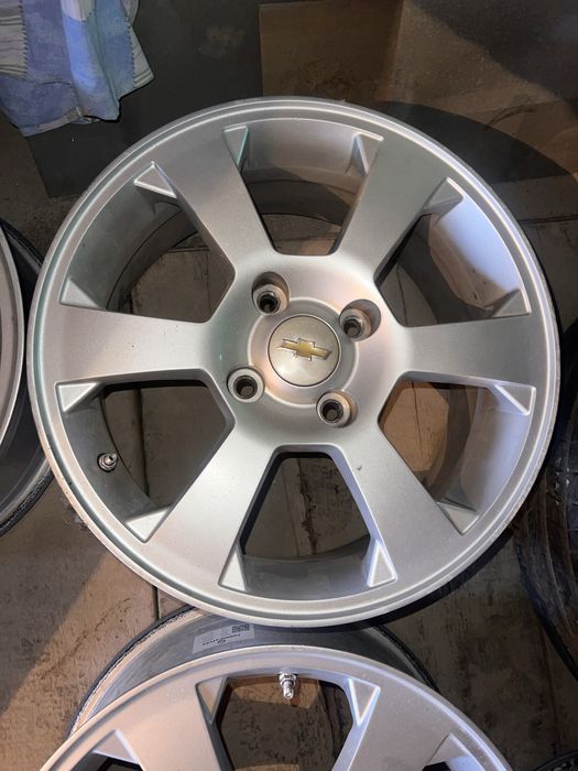 Диски R16 на Gentra