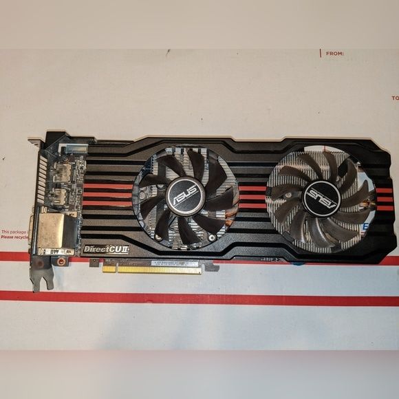 Placă video ASUS Radeon HD 7850 DirectCU II V2 2GB GDDR5 256-bit