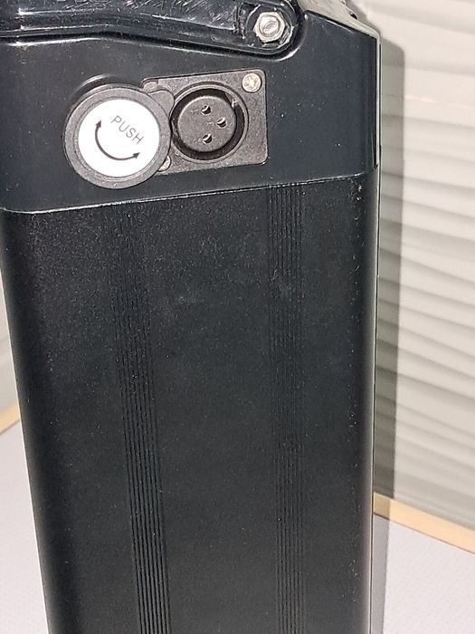 Продаётся  акомулятор   для велосипеда