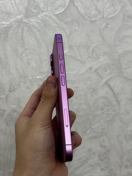 Продам айфон 16 iphone 16