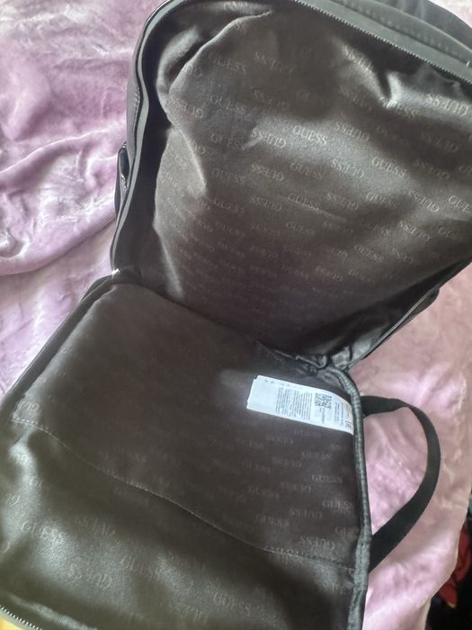 Оригинална раница GUESS