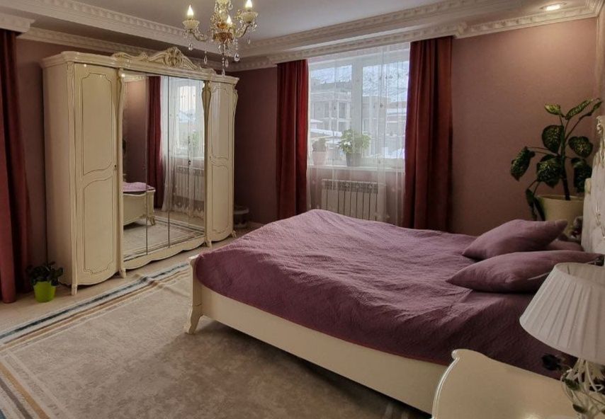 Спальный гарнитур