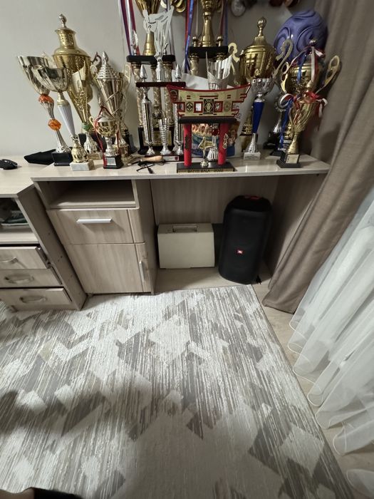 Продам кровать с матрасом