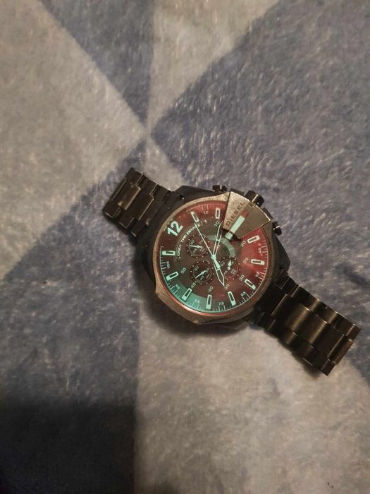 Ceas Diesel negru