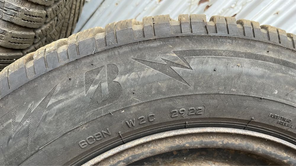 Зимни гуми 195/65R15 със стоманени джанти