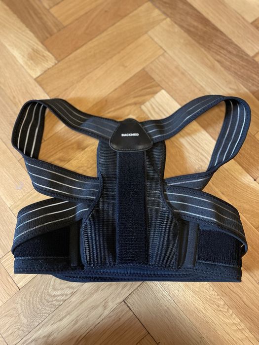 Corset pentru corectarea coloanei/posturii