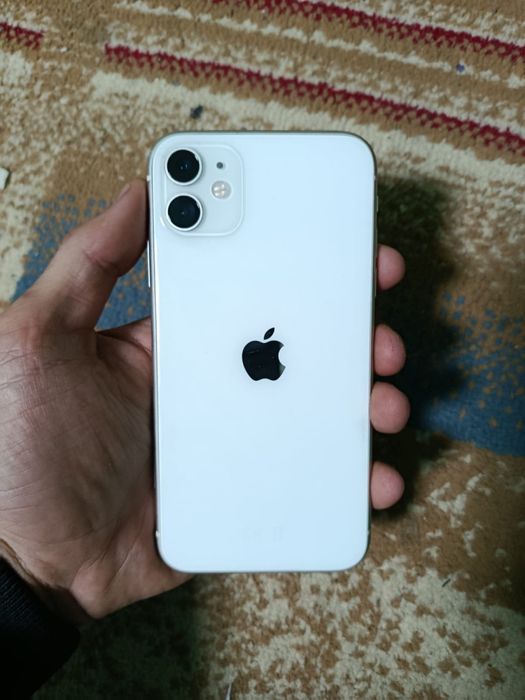 Продам айфон 11 срочно !!!