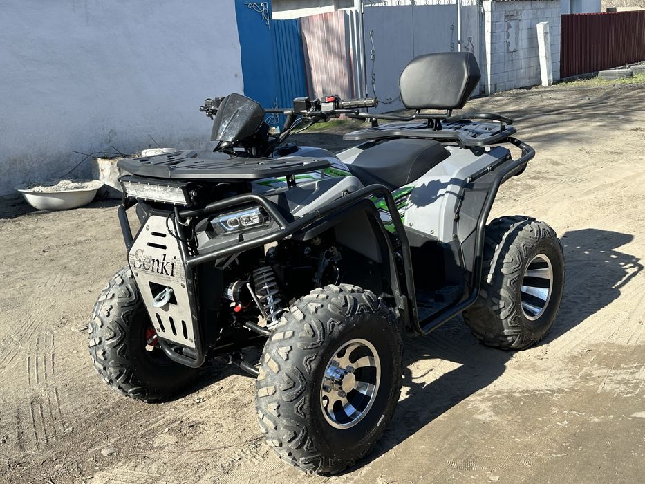 Продам квадроцикл 200 куб