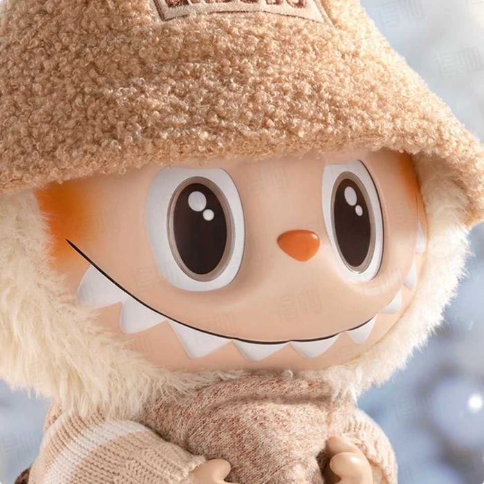 Голямо Лабубу Labubu Dress Be Latte 40см Лимитирана серия за колекцион