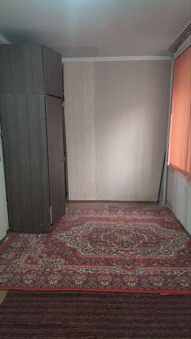 Фрунзеский 4/1 этаж 2хона уй ижарага берилади