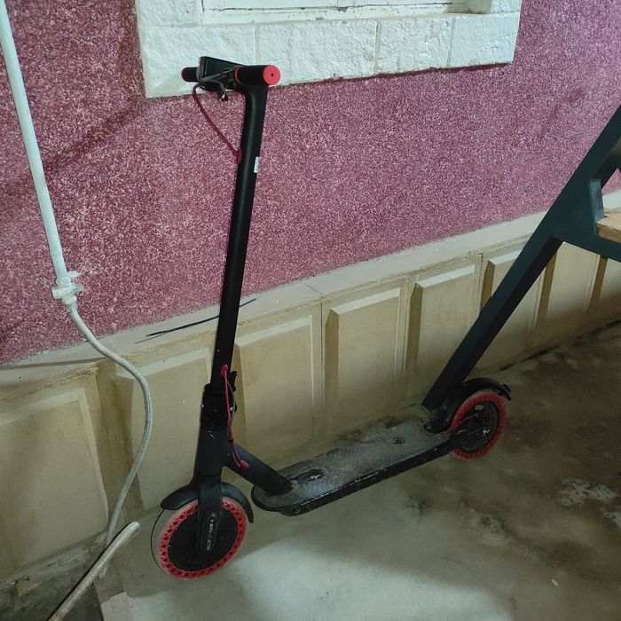 Samokat elektro Mi Scooter 2