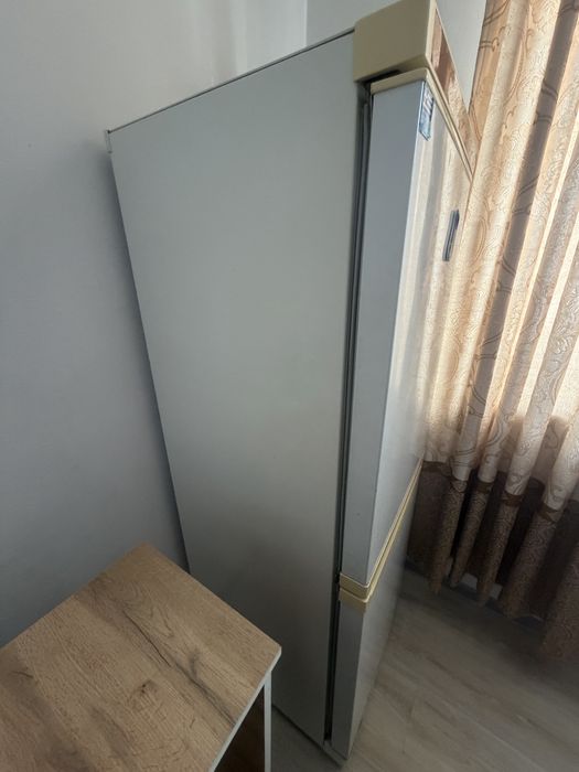 Продам холодильник 45тыс