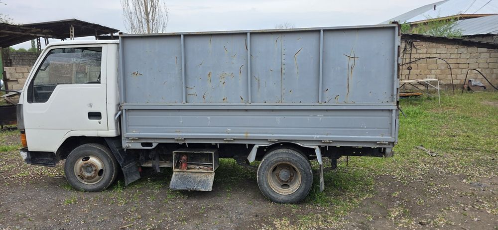 Mitsubishi canter