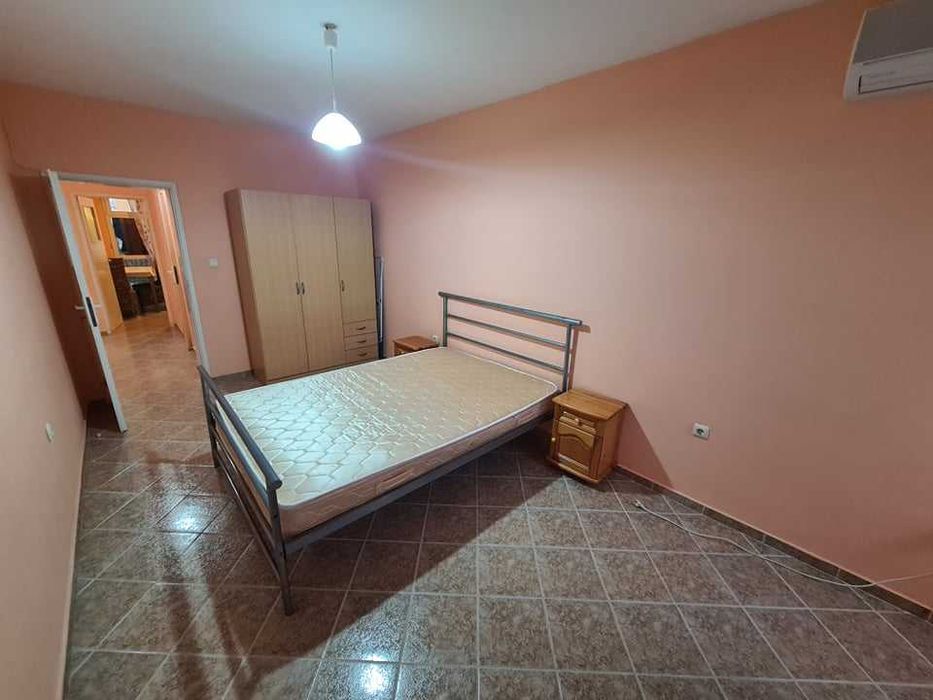 Дава се под наем Двустаен апартамент в Бургас, Изгрев - 67 кв.м за 178.5 € - Снимка #3