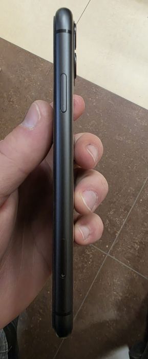 Iphone 11 64GB в добро състояние