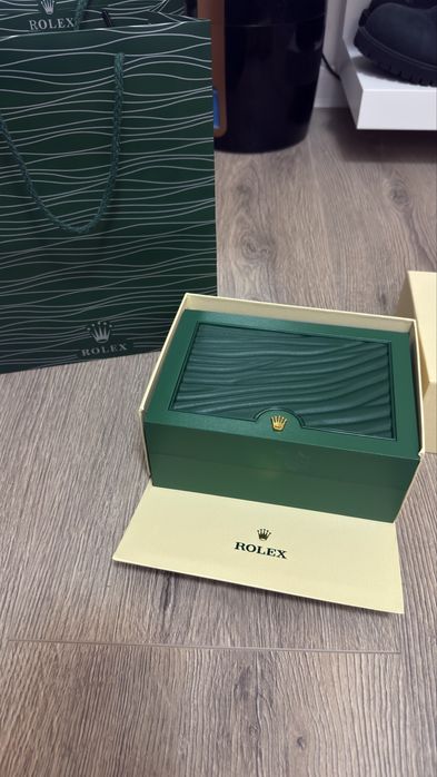 Rolex day-date rose gold