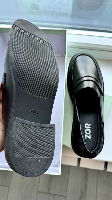 Черные лоферы, размер 38