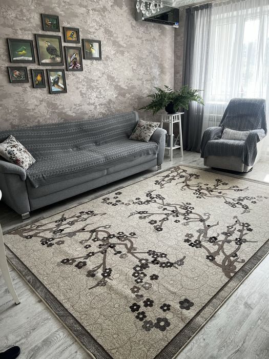 Ковер шерстяной