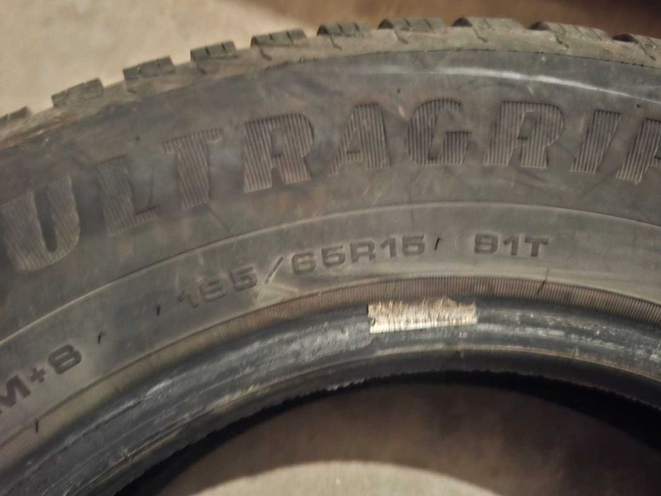 Goodyear UltraGrip 9 195/65/15 - 4бр. - DOT 3216