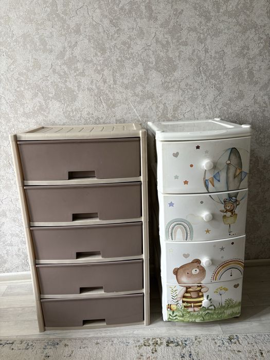 Продается два пластмасовых комода