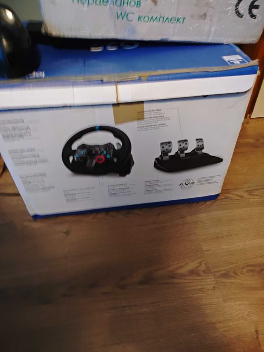 Logitech G29 волан,педали и шифтър за ps3 ps4 ps5