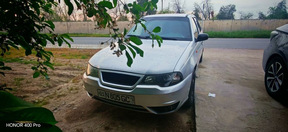 Nexia 2 sotiladi!
Mashina holati juda yaxshi, minishga tayyor.
Mo