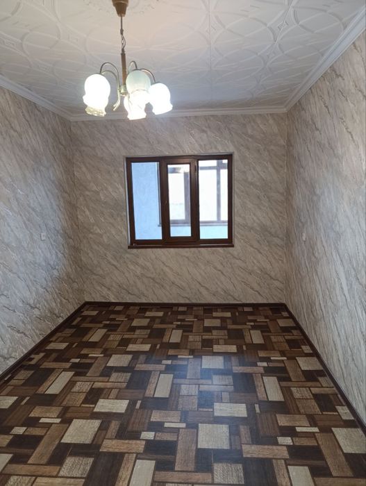 Продается трёхкомнатная квартира в восьмом микрорайоне