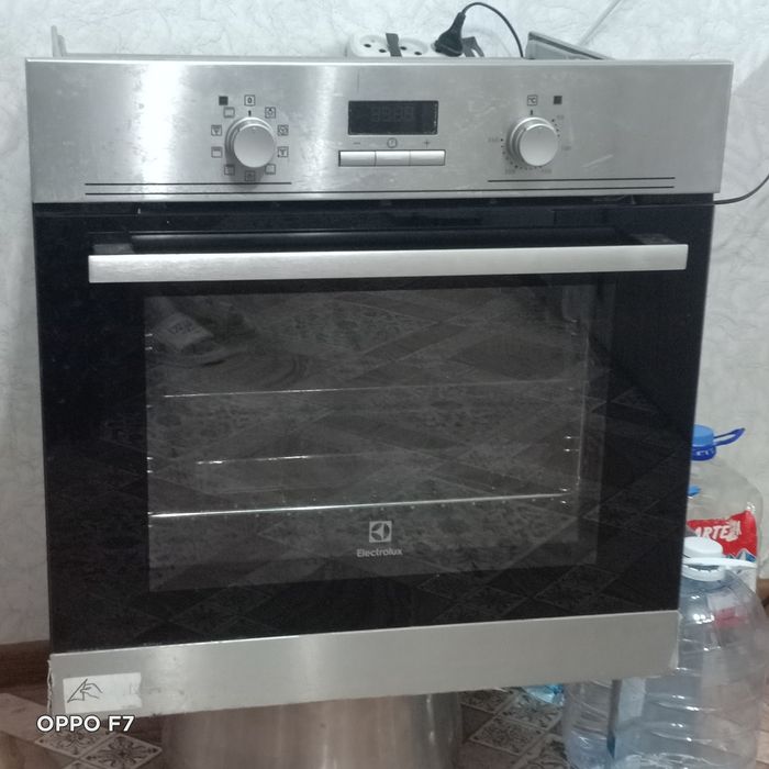 Продам электродуховой шкаф