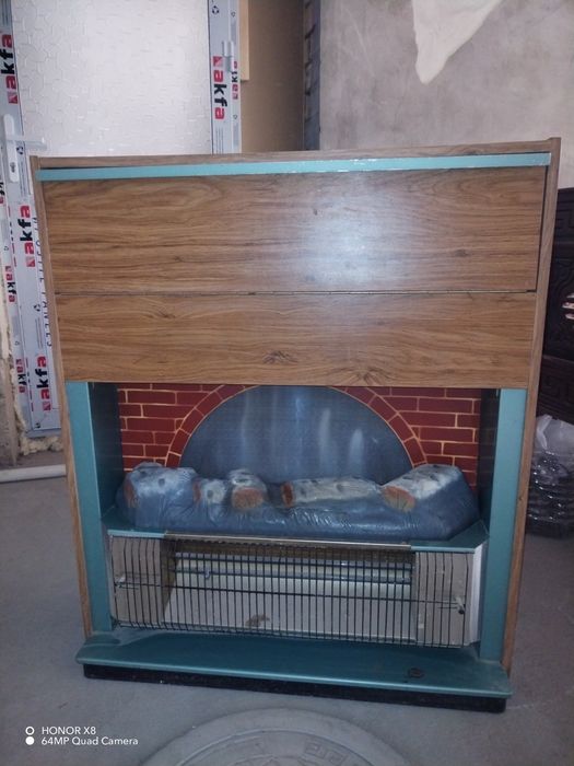 Антикварян камин сотилади срочни