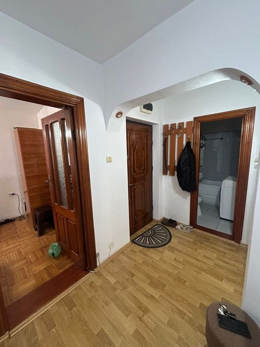 Apartament 3 camere etaj 2 sud