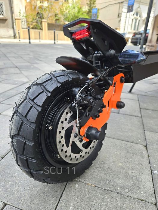 Trotineta Electrica 2 Motoare 2 x 650W Baterie 13Ah  10 inch Full Led