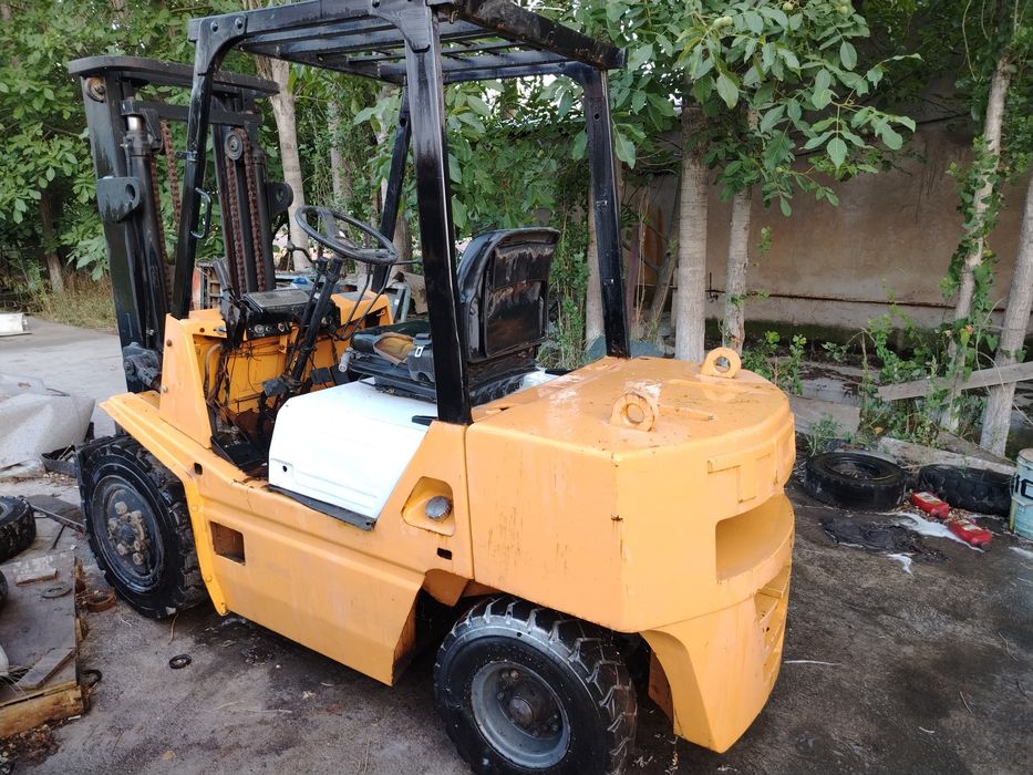 Продаётся автокара ТСМ 3 тонник япония
