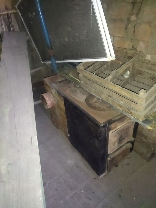 Продам печь котёл и титан