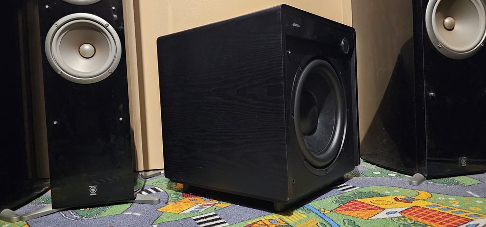 Jamo SUB 660 - subwoofer activ pentru filme sau muzica