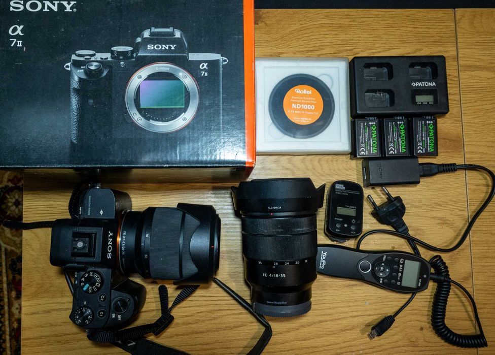 Kit Sony A7 II + Sony FE 16-35 f/4 Zeiss + Sony FE 28-70 f/3.5-5.6