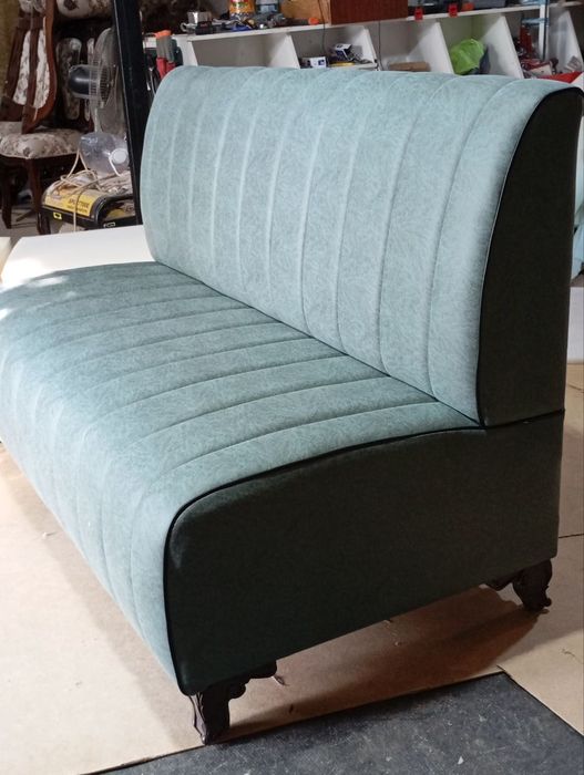 Kafelar va restoranlar uchun  sifatli divanlar yasab beramiz